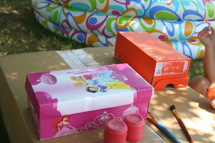 Занаяти с деца - кутия с принцеси на Дисни