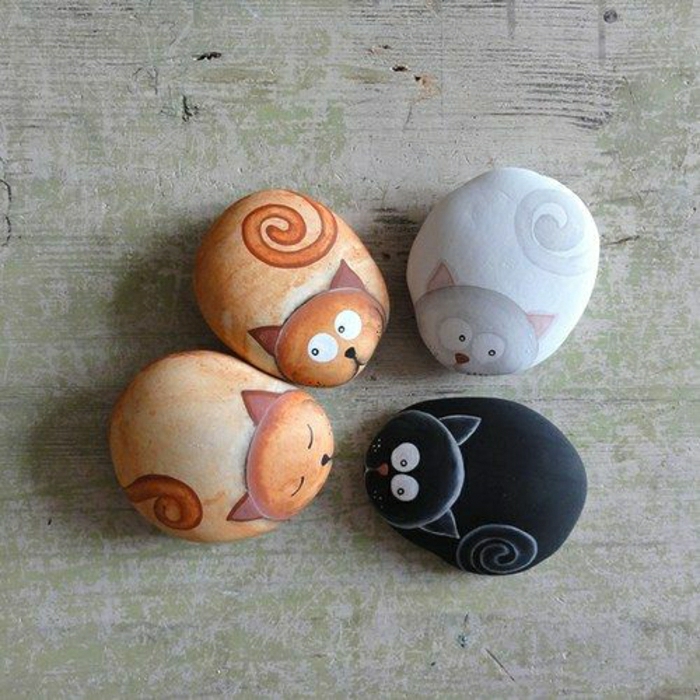 рисувани камъни Cat различни цветови схеми