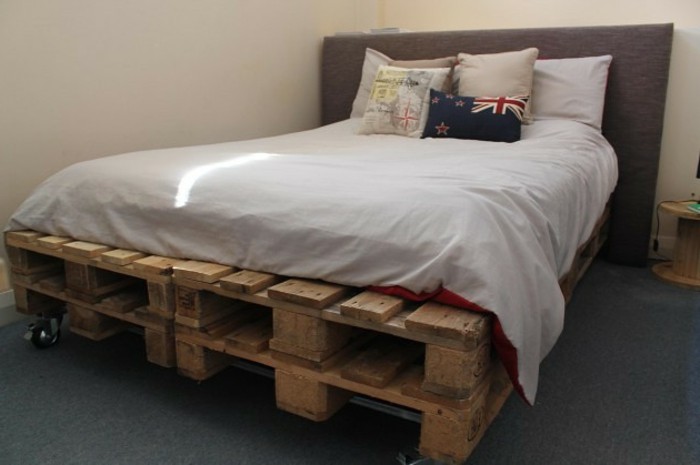 κρεβάτι-δική-build-a-προ-κρεβάτια-από-ευρώ παλέτες
