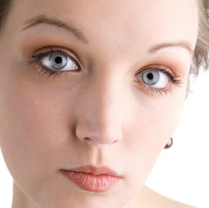plavo-oči-stres godina samo-make-up