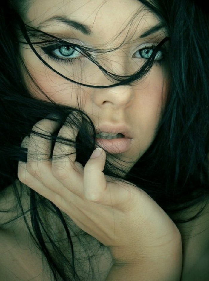 blueeyes-stressz gyönyörű fekete haj