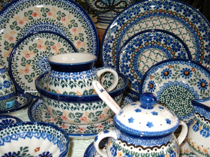 синя посуда-уникален дизайн