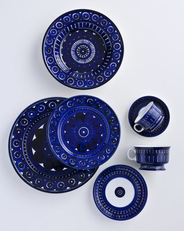 синя посуда-интересен дизайн