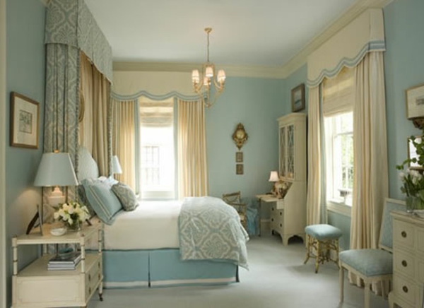 Plavo-spavaća soba-dizajn-sa-visoko-stropne soba