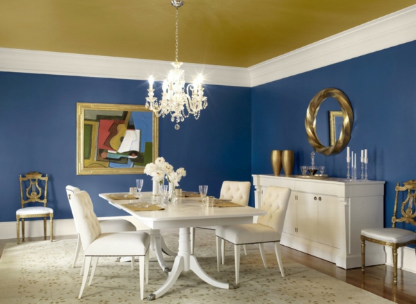 कमरा डेक पेंटिंग - बेज रंग और सफेद फर्नीचर