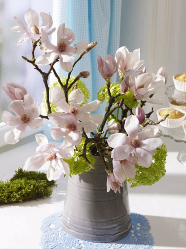 Branches d'arbres et fleurs pour la décoration de table - 2014