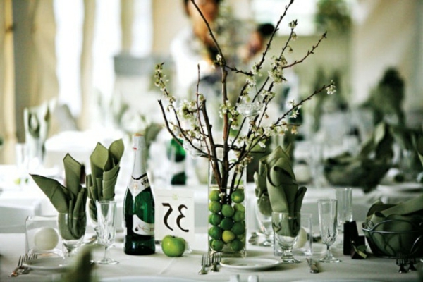 arrangements de fleurs-pour-mariage-super décoration de table élégante