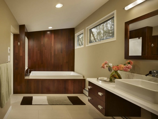barna bútor-fürdőszoba-bézs szőnyeg