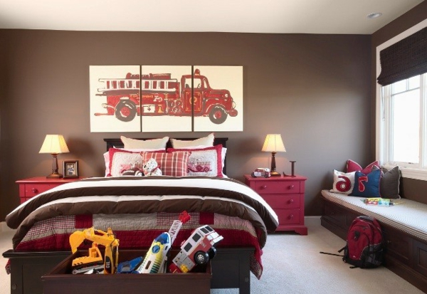 ruskea seinä-maali-in-the-makuuhuone-monia leluja ja alkuperäinen kuva seinään