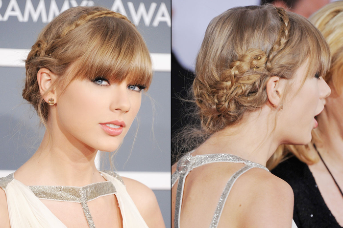 Taylor Swift s zamršenim pletenim frizure plava kosa diskretna čine dres djeveruša za frizuru