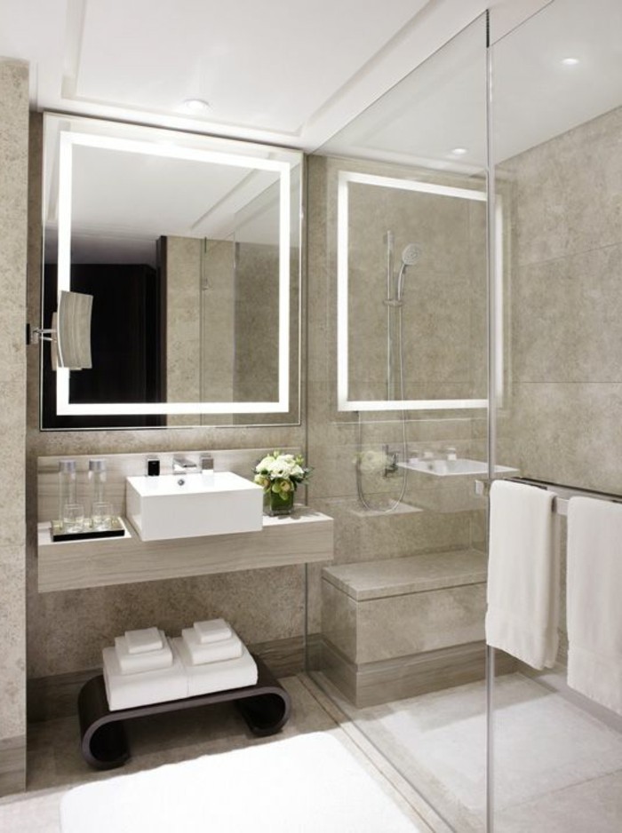 بارد الحمام نموذج مرآة مرآة الحائط مع الإضاءة