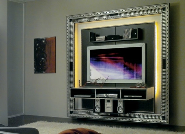 artdeco stil - moderna televizija na zidu