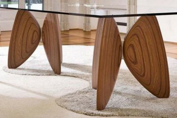dizajner stakleni stolovi-zanimljivih nogu