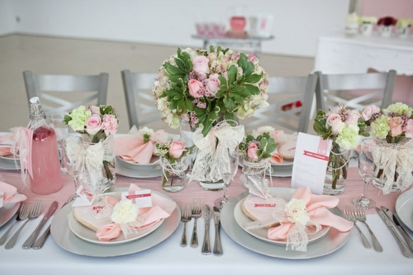 κομψό τραπέζι-deco-of-ροζ-κίτρινο-για-το γάμο