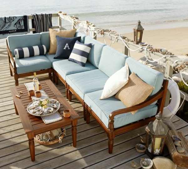 Dark Wood Furniture Kevyt verhoilu Deco tyynyn lyhty valaistus rannalla