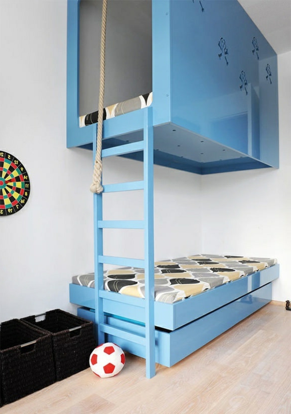 a-sueño-cama-en-niños-con-escalera-en-azul