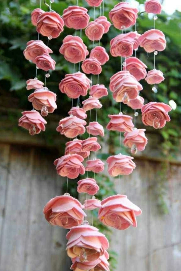 прост-занаятчийски идеи Висулка с розови рози