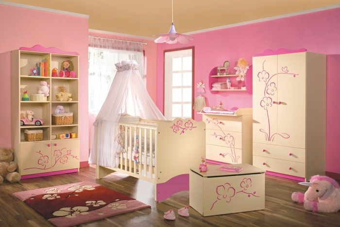 -Diseño único bebé-cuarto-con-rosa-paredes-cuna-cielo-modelo