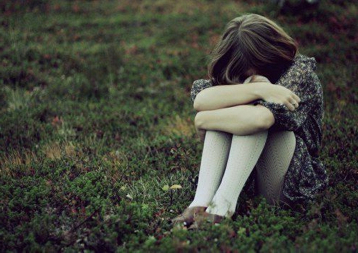 самотно момиче-тъжен решения