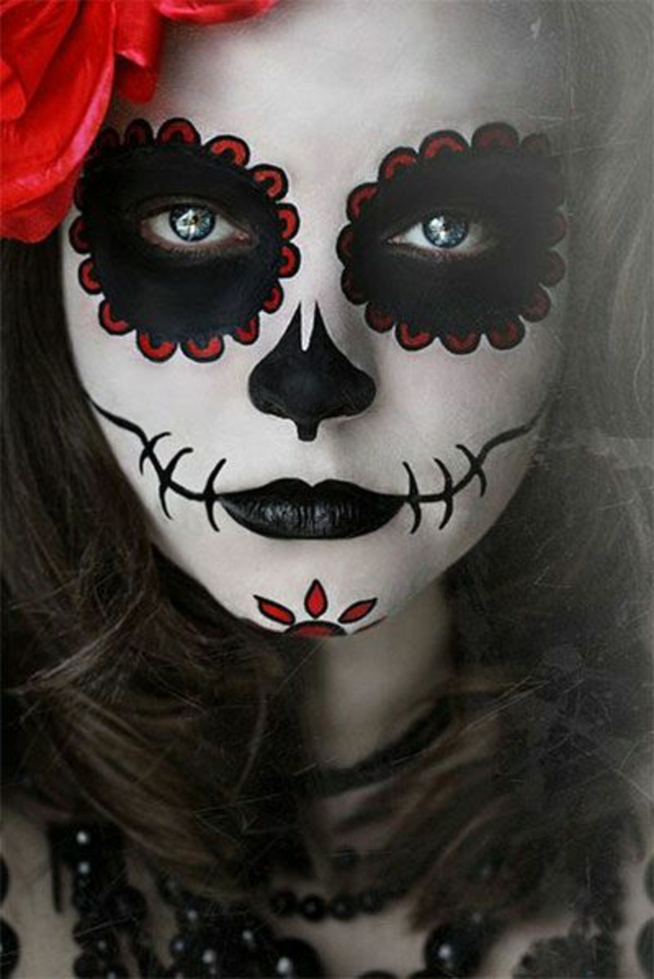 Zastrašujući Halloween Makeup Ideje