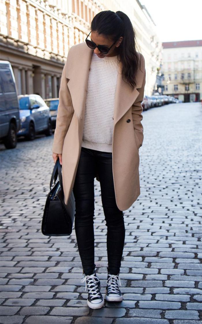 असाधारण संयोजन काला पैंट महिलाओं कोट कारमेल रंग स्वेटर