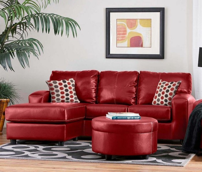 екстравагантен Red Couch Potato акцент в стаята