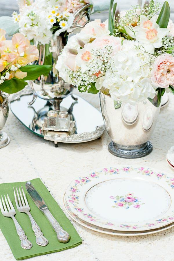 fantastinen-sisustuksen ideoita häät koristelu Hochzeitsdeko pöytä