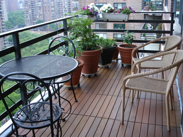 fantástica terraza del piso de color marrón color-establecimiento de las ideas balcón