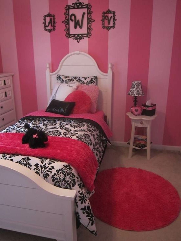 цветна палитра - красиви живи стени-боядисани в спалнята-розови нюанси