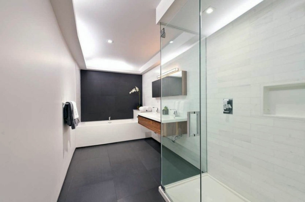-fascinantno-osvjetljenje-u-kupaonici-kupaonica rasvjeta za strop