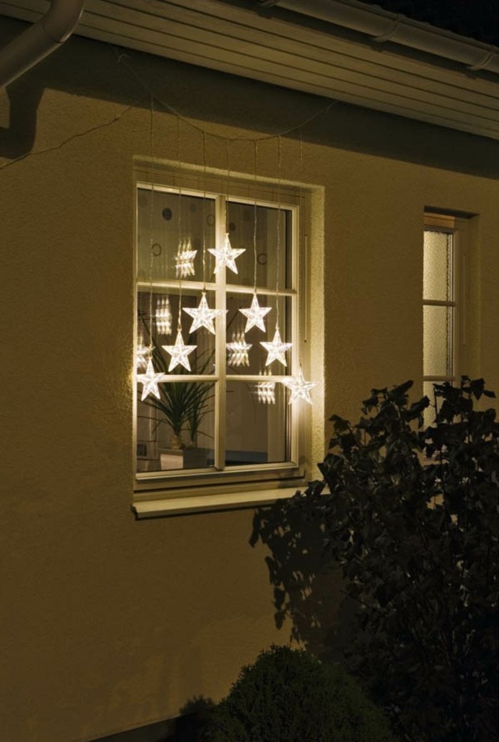 खिड़की-सजाने-विचारों के लिए क्रिसमस