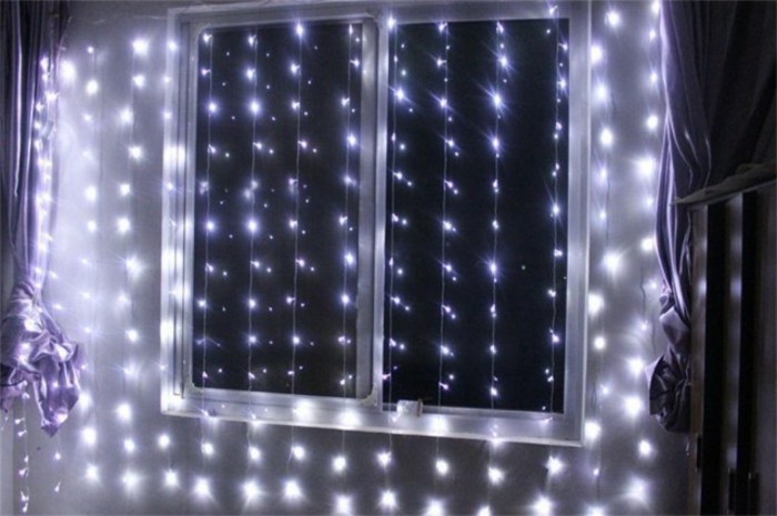 أفكار رائعة لمع الإضاءة مقابل عيد الميلاد نافذة تزيين-