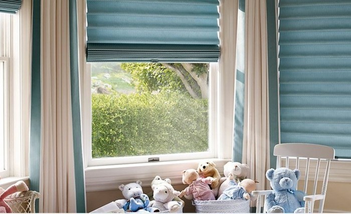 ikkuna-muotoilu-with-sini-laskostettu-in-lastentarha