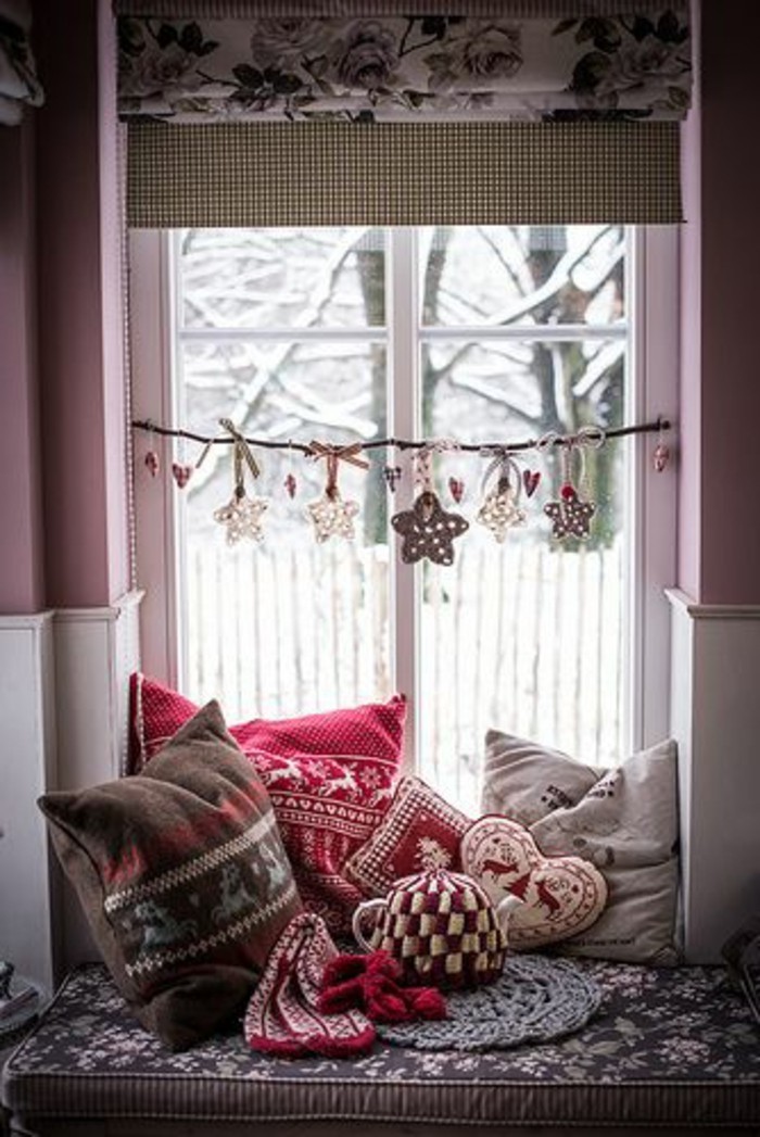 عناصر نافذة الزينة عيد الميلاد بارد شنقا الزينة والوسائد