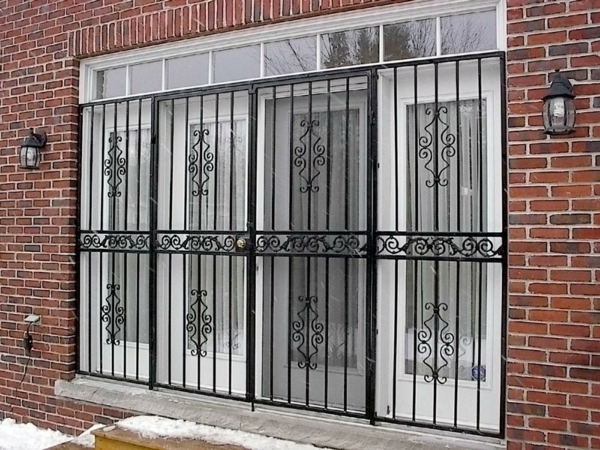 fenêtre grilles-by-the-fenêtre classique façade protection idées métal