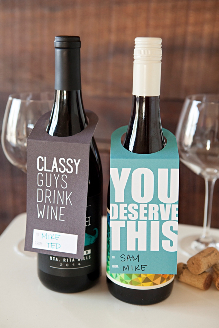 botella de etiqueta, decorar y dar vino, idea de bricolaje, hágalo usted mismo