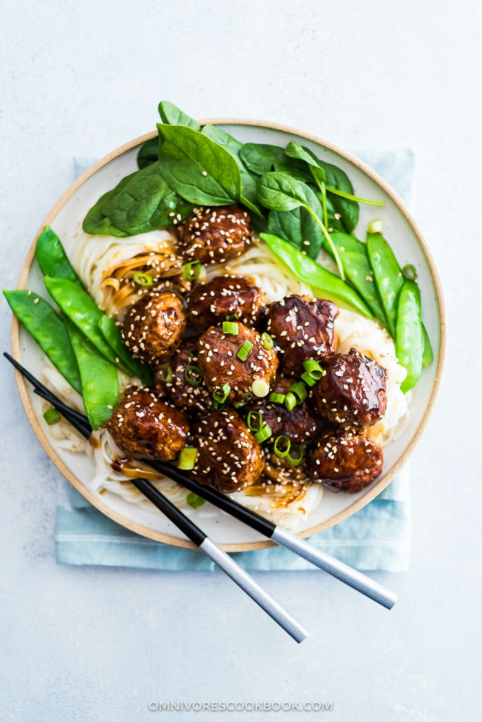 Pripremite mesne okruglice, azijske recepte za svoju jedinstvenu stranku, brza i ukusna jela