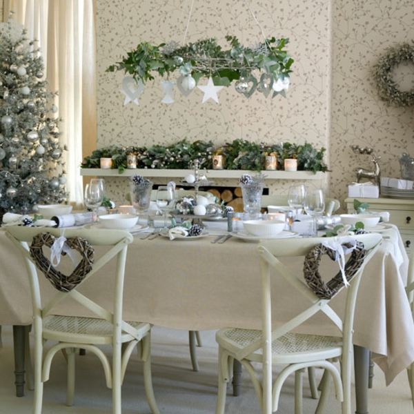 fehér karácsonyi dekoráció - nagyon szép ebédlő