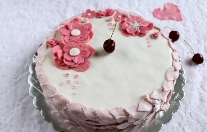 fondant-yourself-make-empanadas-decorar-rosa-flores y las cerezas