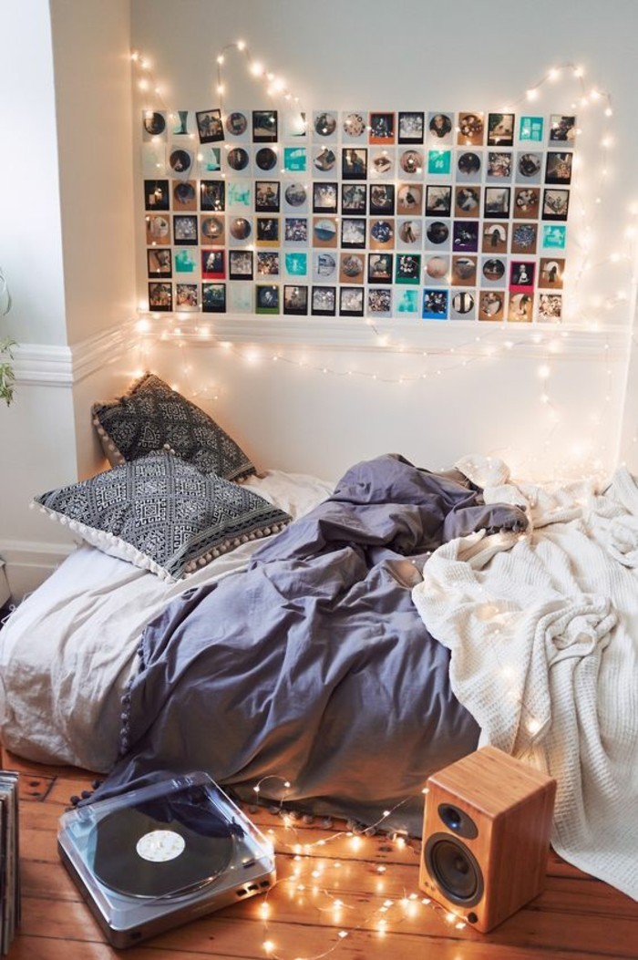 fotowand-ideje-rasvjeta-krevet-jastuci-poda od drva