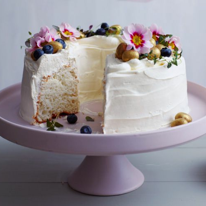лилаво торта крем крем крем пай Великден и пролет с цветя и яйца