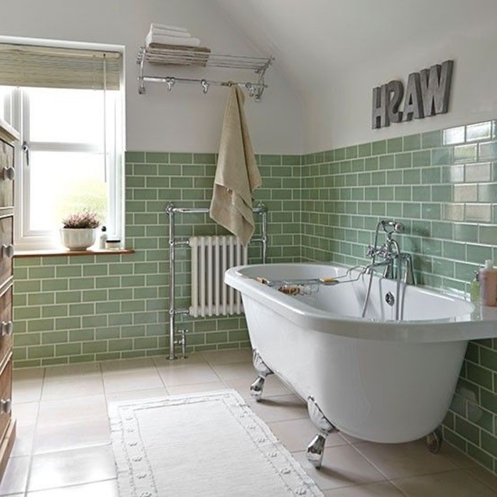 свеж баня интериор баня-зелени плочки за стена