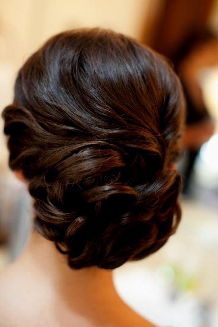 crna kosa frizura pletena kosa jednostavna vjenčanje frizure