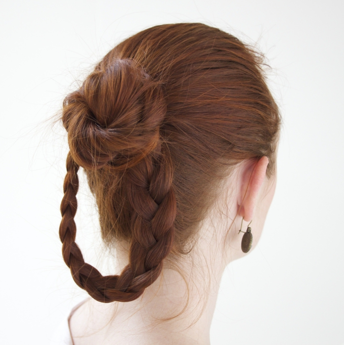piros haj igen népszerű újra felfedezett a középkorban frizura - gyönyörű fonott frizurát