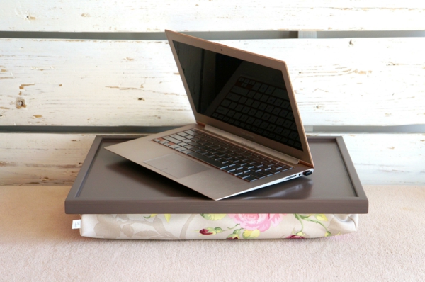 функционален лаптоп възглавница с тава