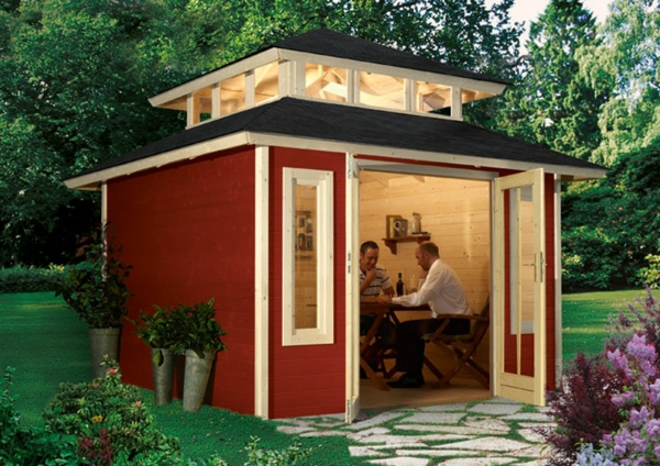 منزل حديقة - بناء الذات - اللون الأحمر - رجلين