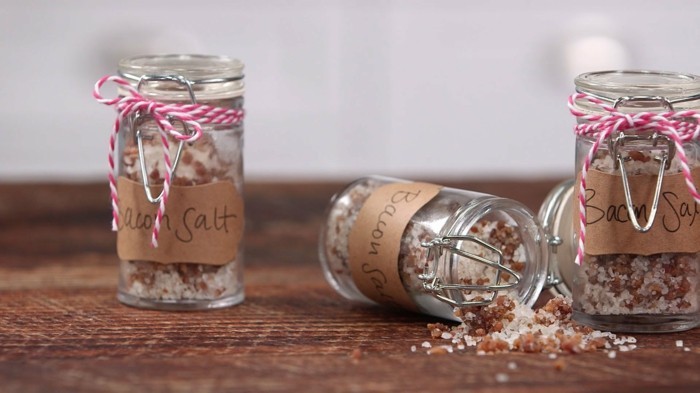 születésnap-for-barát-szalonna só üveges-Ajándékötletek-for-barát születésnapját-man