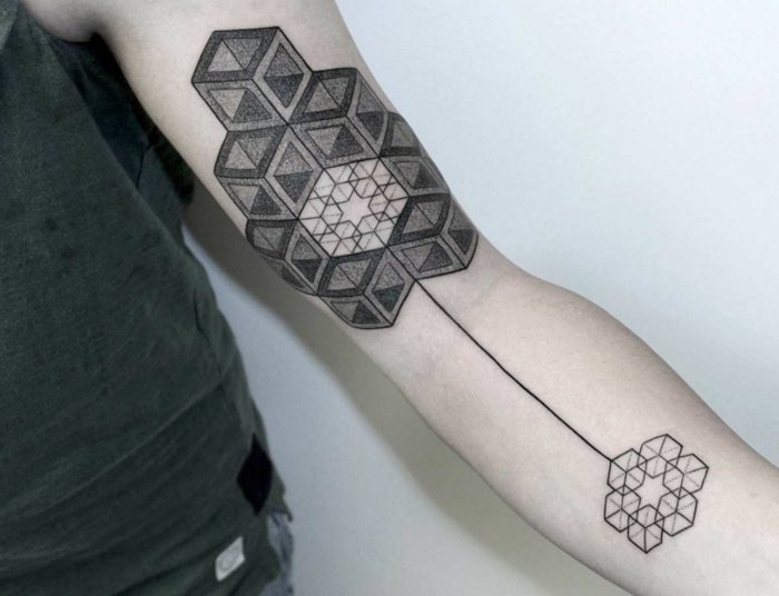 rožnat tetovaže-s-geometrijskih elemenata tetovaže slike