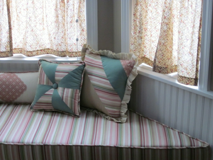 Viihtyisä huone sohva tyyny-pehmeä mukava-verhot-for-small-ikkuna-rustiikkiverhot-keimailija