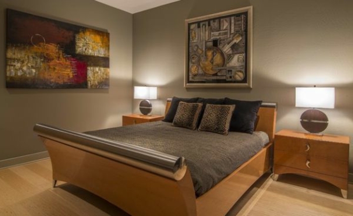 आरामदायक बेडरूम का डिजाइन लकड़ी डिजाइन